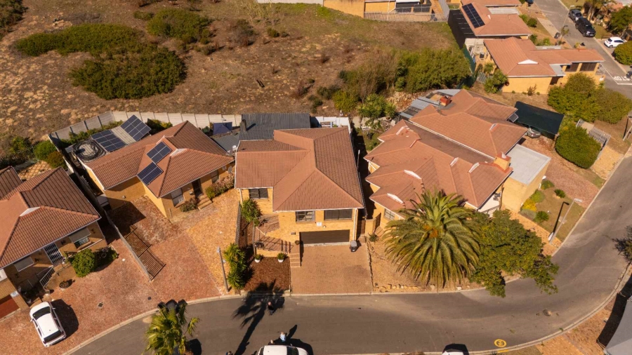 3 Bedroom Property for Sale in Normandie Western Cape